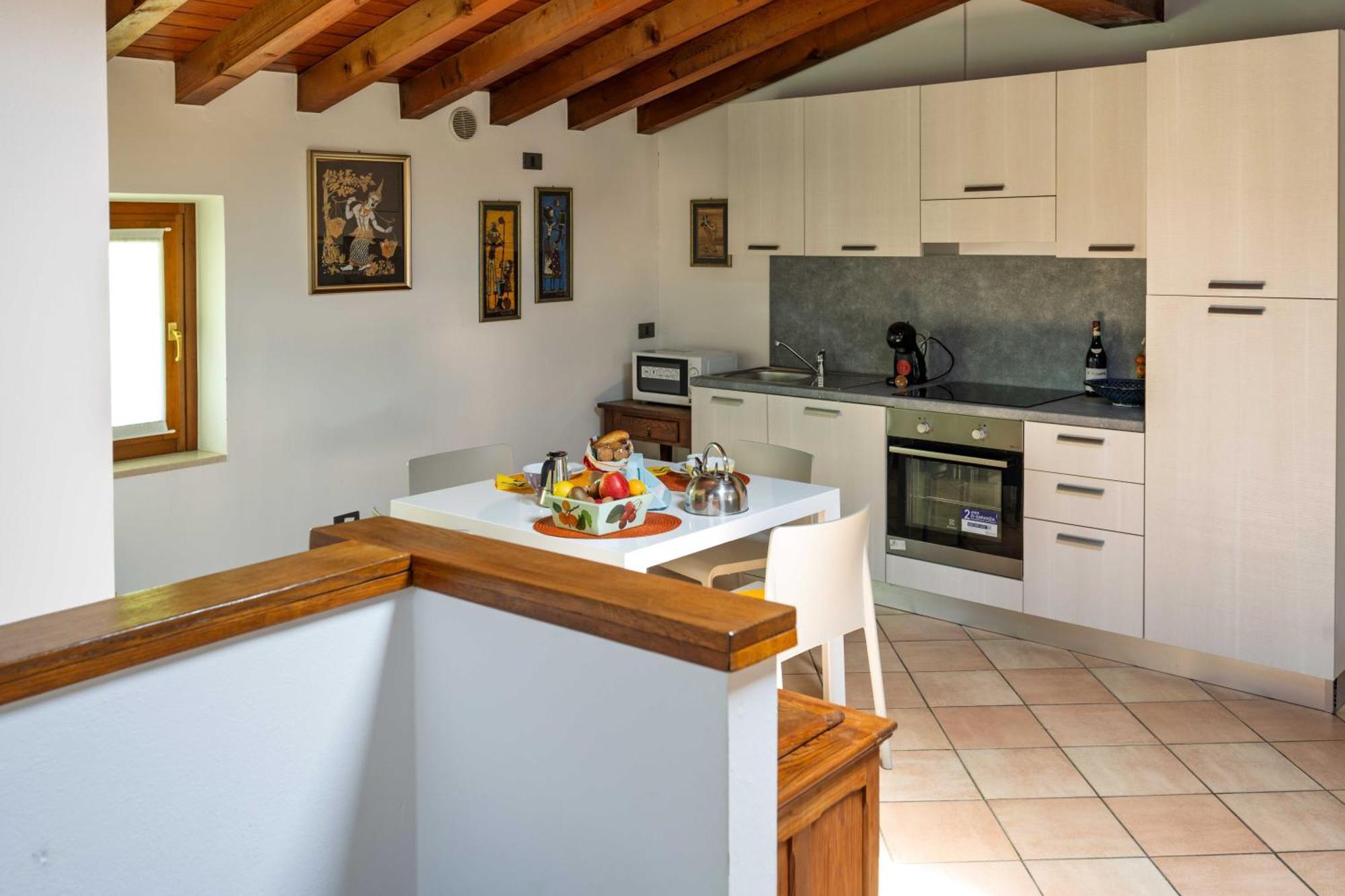 San Carlo Appartamenti Vacanze Сояно дел Лаго Екстериор снимка